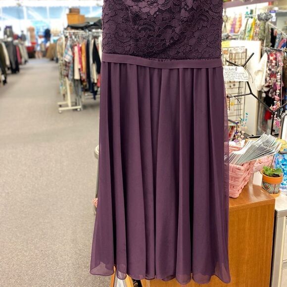 David's Bridal Ladies 0 Dark Purple One Shoulder Gown Short - Picture 6 of 6